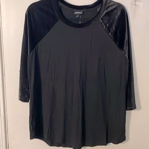 BNWT 3/4 sleeve shirt Torrid